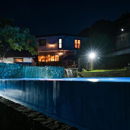 Motel Konoba Slapovi Jajce Exteriér fotografie