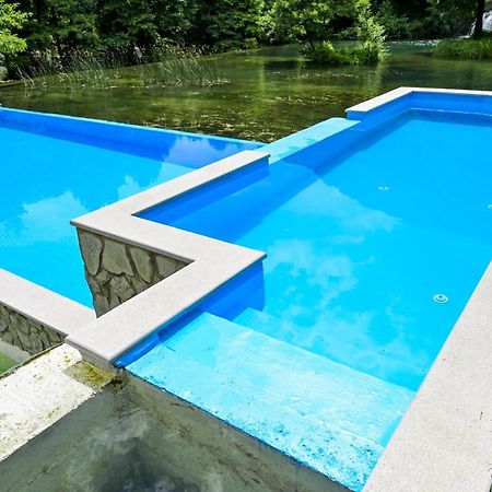 Motel Konoba Slapovi Jajce Exteriér fotografie