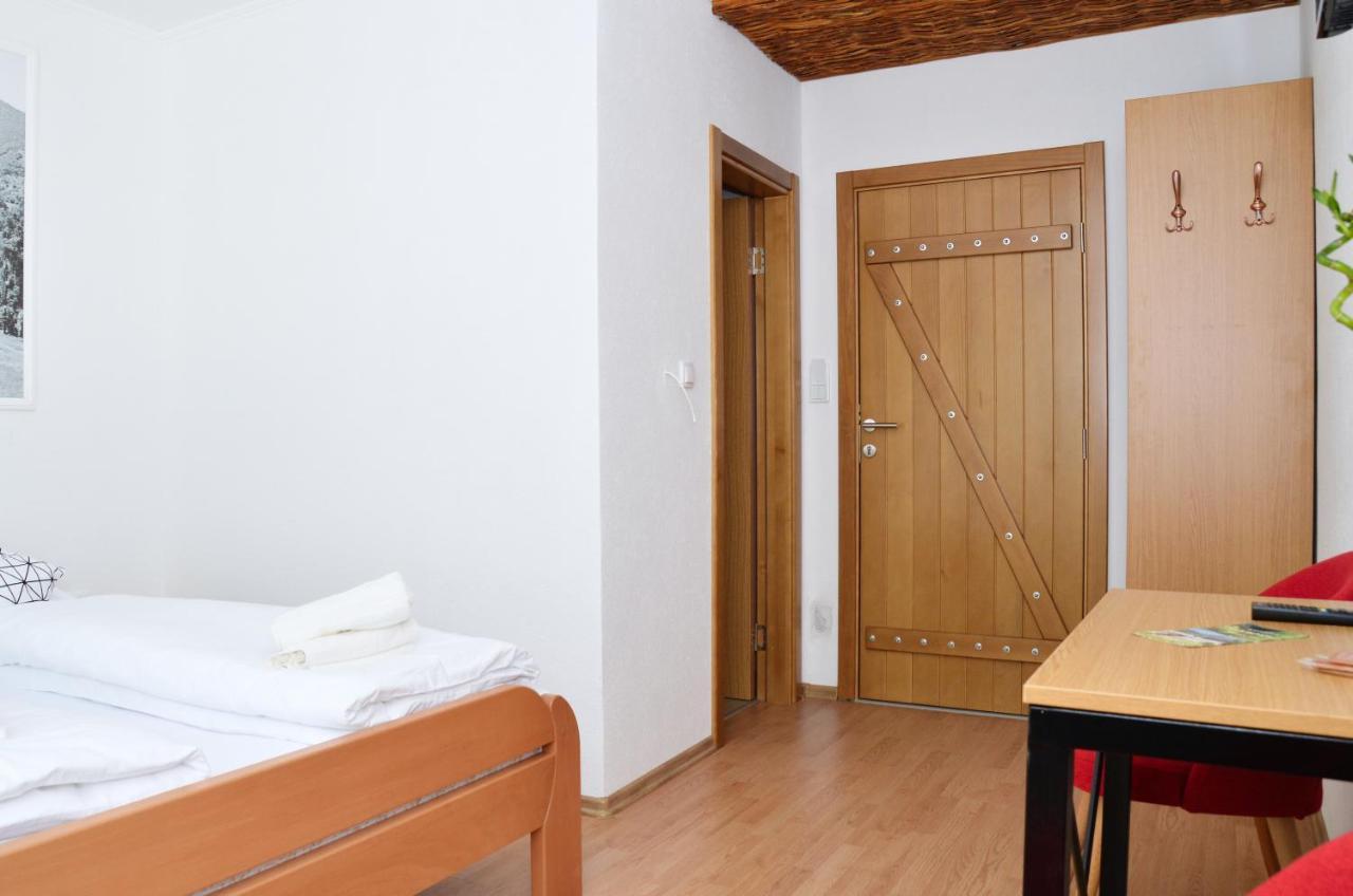 Motel Konoba Slapovi Jajce Exteriér fotografie