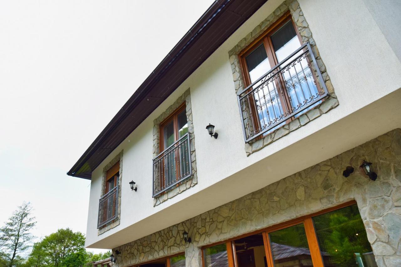 Motel Konoba Slapovi Jajce Exteriér fotografie