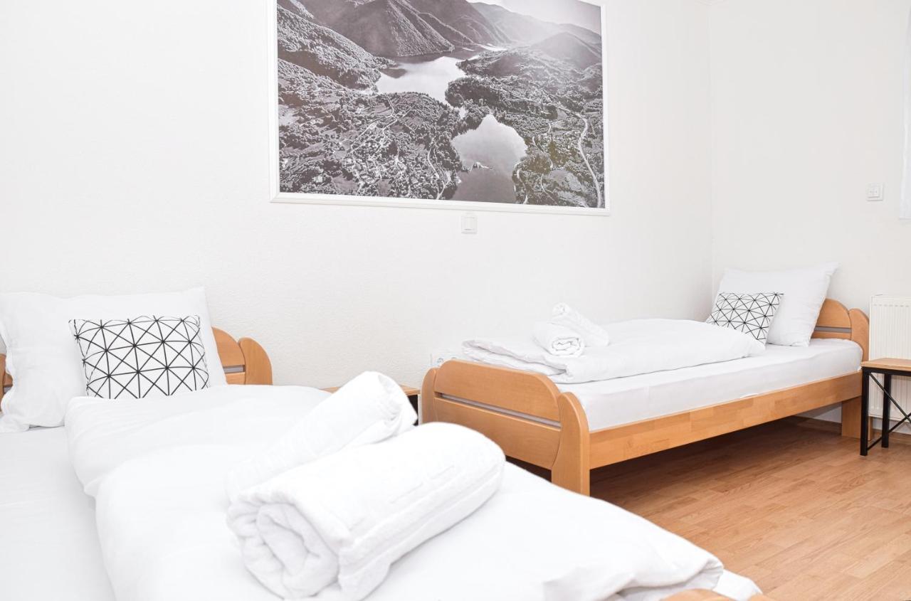 Motel Konoba Slapovi Jajce Exteriér fotografie